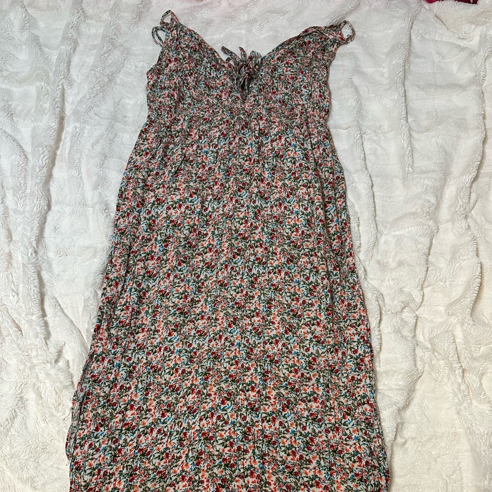 Promesa Floral Smocked Maxi Dress Tie Accent V-Neck Multicolor Size M